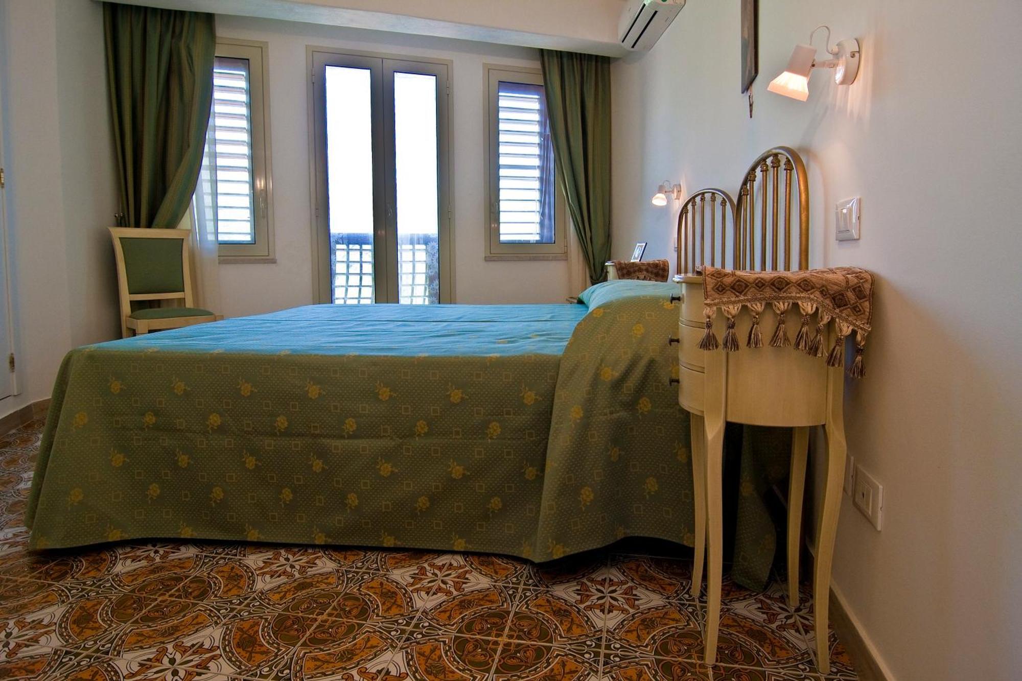 B&B U Palmentu Таормина Екстериор снимка