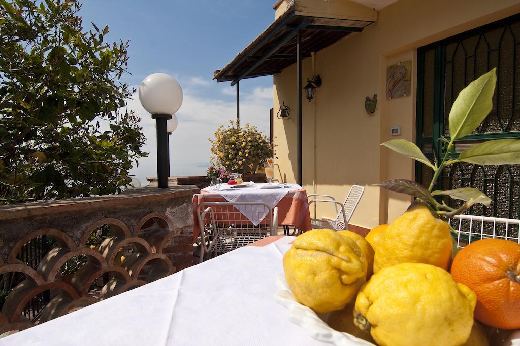 B&B U Palmentu Таормина Екстериор снимка