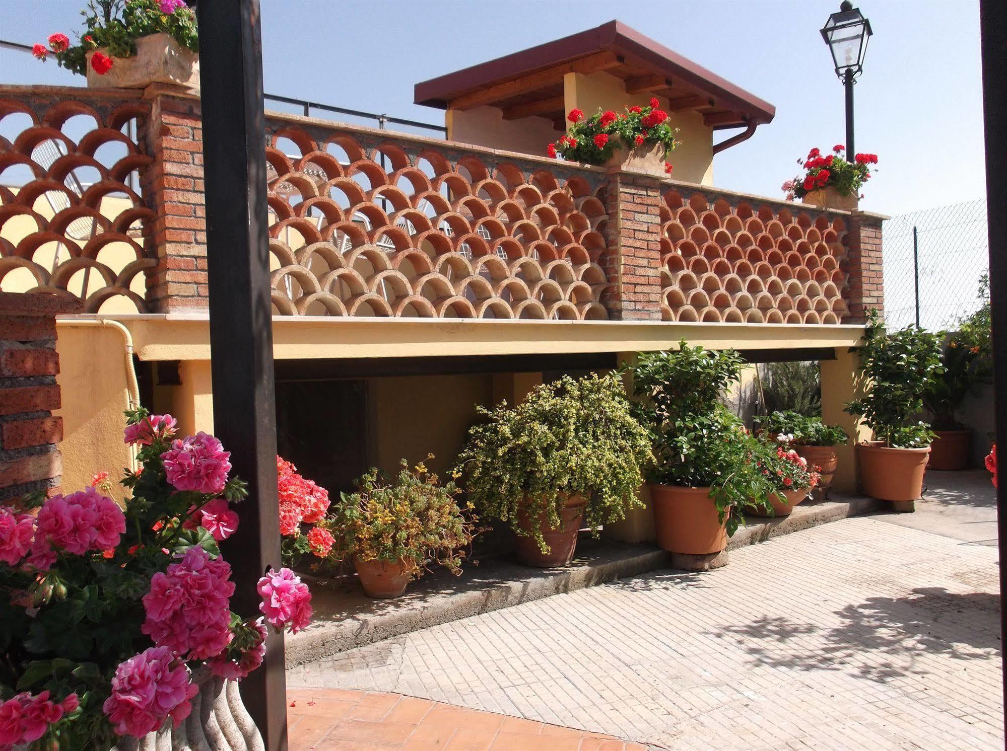 B&B U Palmentu Таормина Екстериор снимка