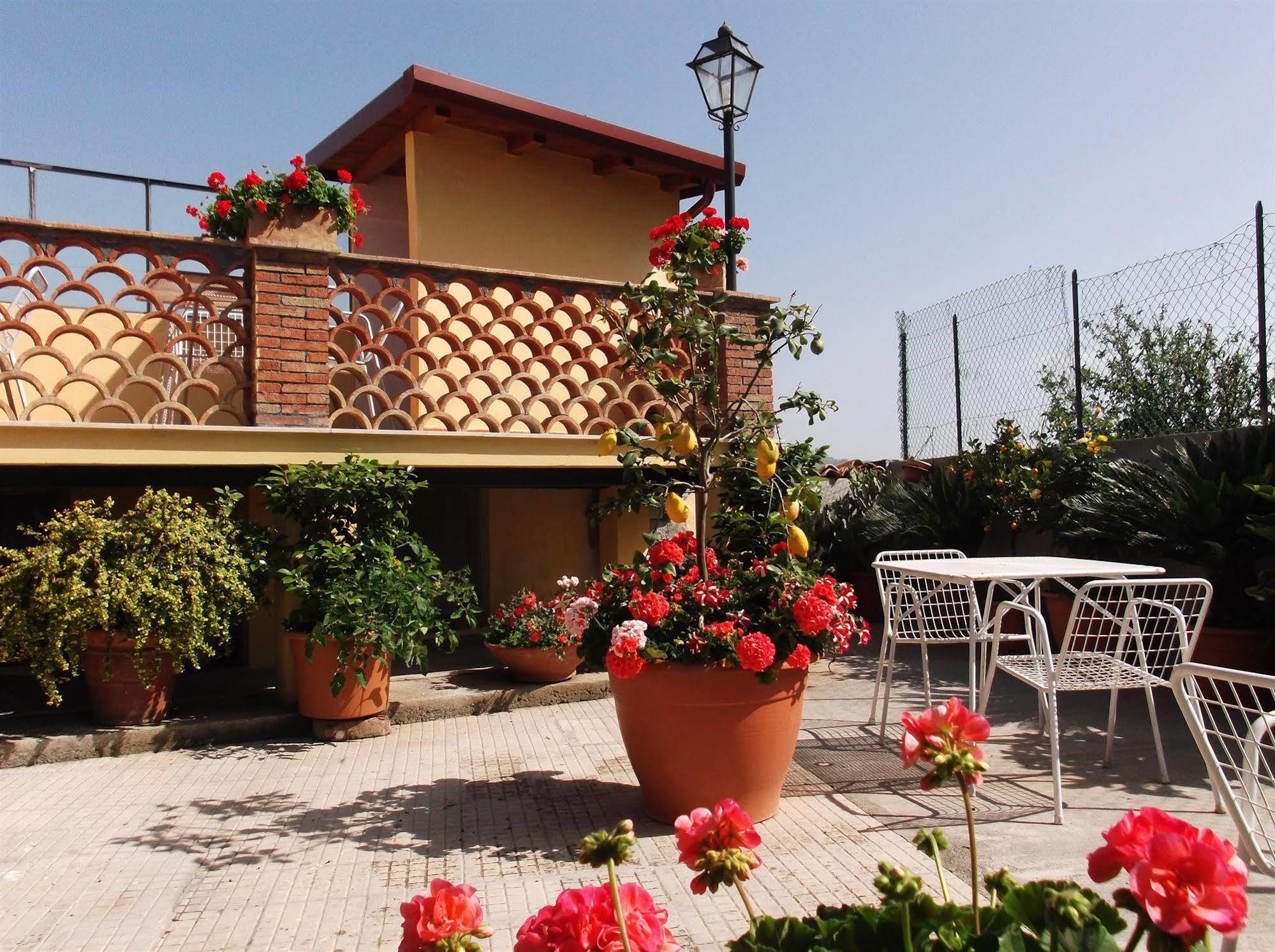 B&B U Palmentu Таормина Екстериор снимка